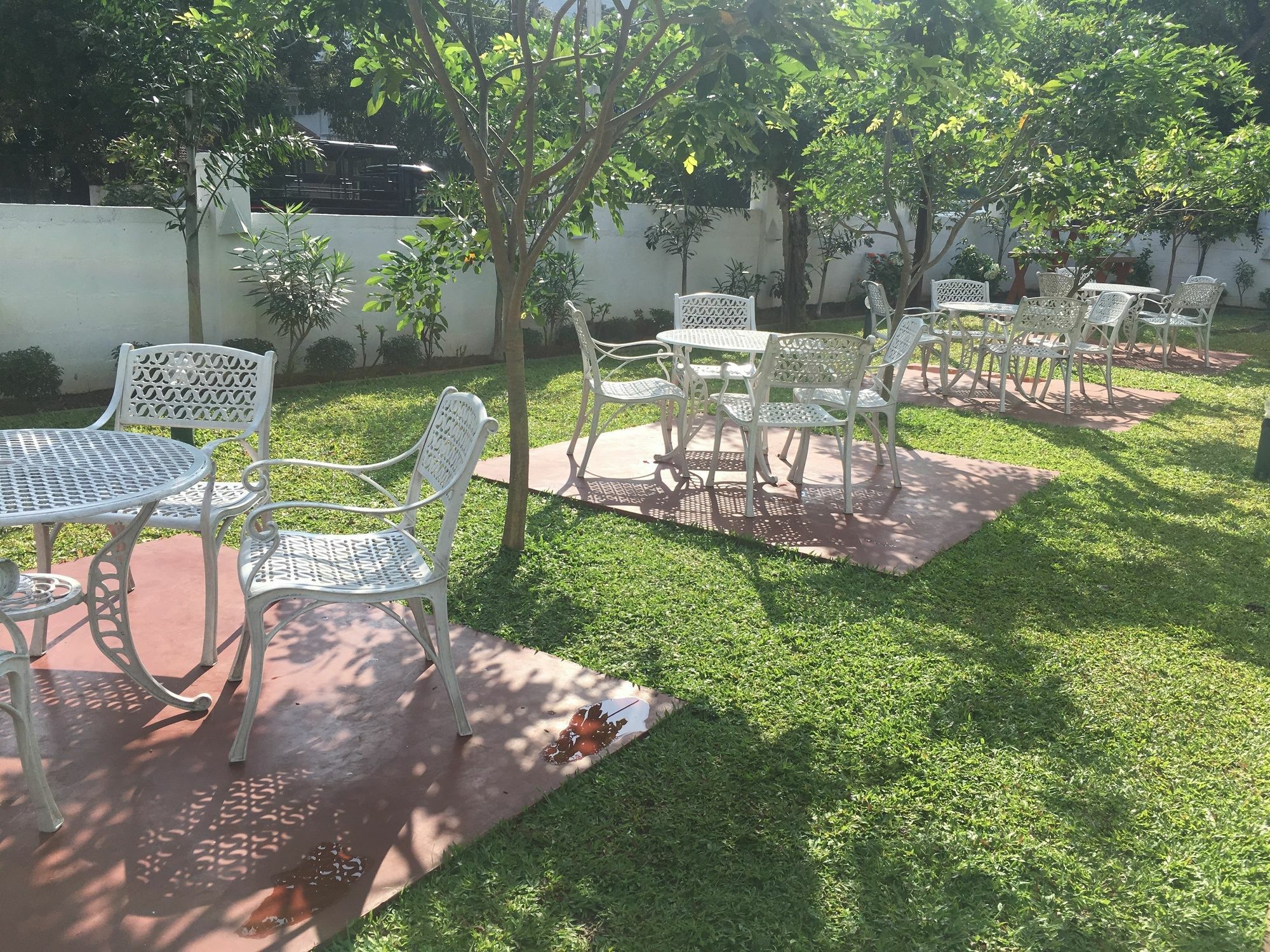 Lavonka Tourist Rest Hotel Anuradhapura Exterior photo
